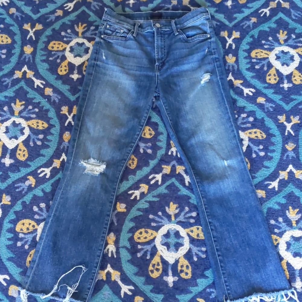 MOTHER Denim Insider Crop Fray 28 Destructed